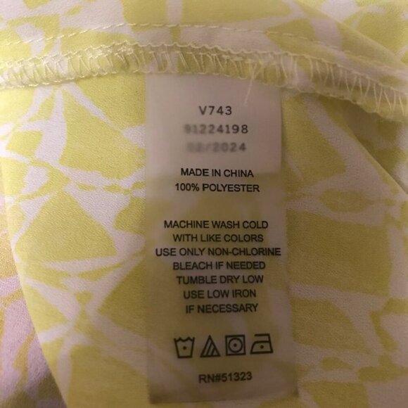 Vince Camuto Women's Yellow Geo Print Off the Shoulder Cha Cha Blouse Medium - Picture 9 of 10